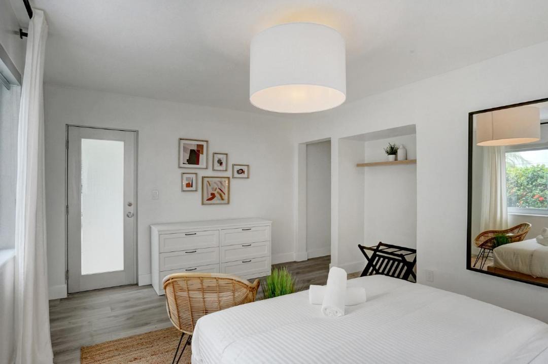 Photo of Bedroom in West Avenue