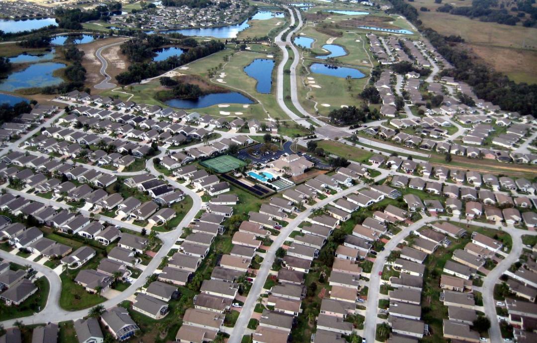 Photo of Buildings in Ridgewood Lakes