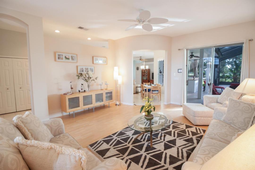 Photo of Livingroom in Ridgewood Lakes