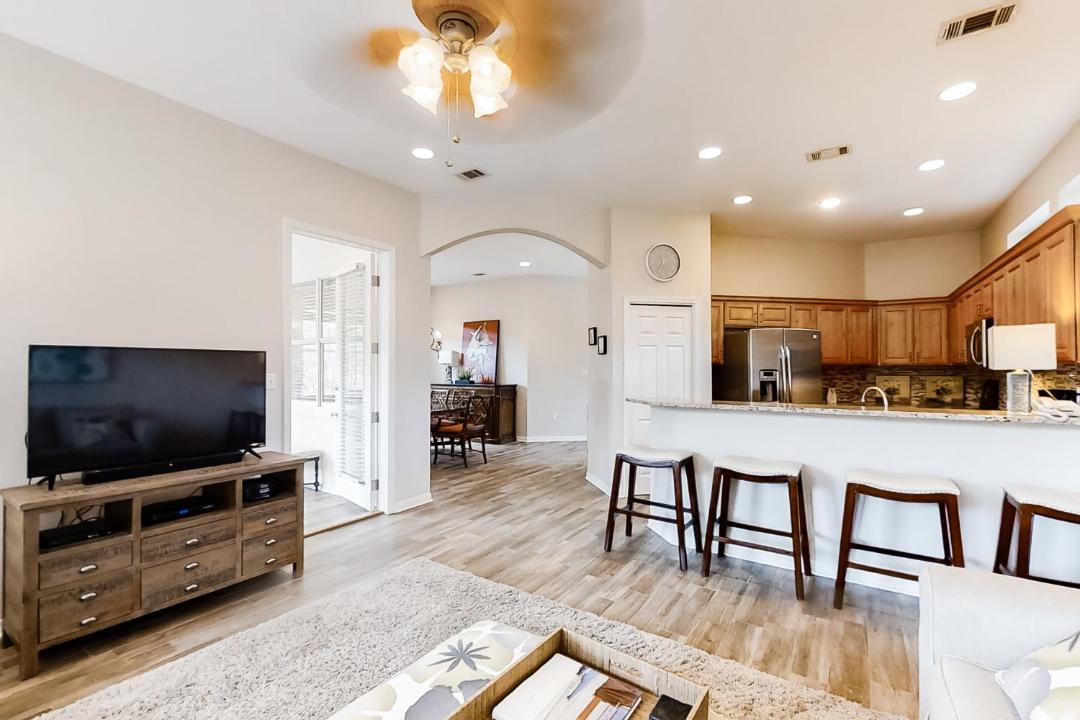 Photo of Livingroom in Sandestin