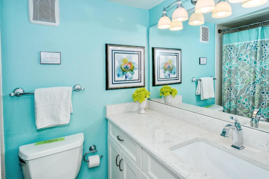 Photo of Bathroom in Longboat Key