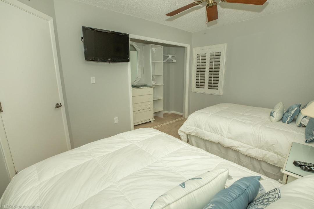 Photo of Bedroom in Holiday Isle