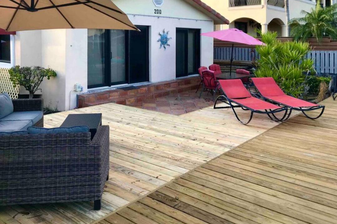 Photo of Patio Balcony in Hendricks and Venice Isles
