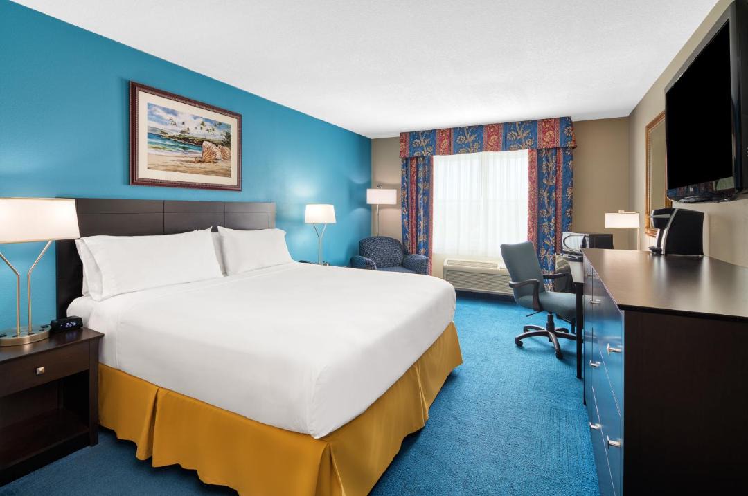 Photo of Bedroom in Three Lakes