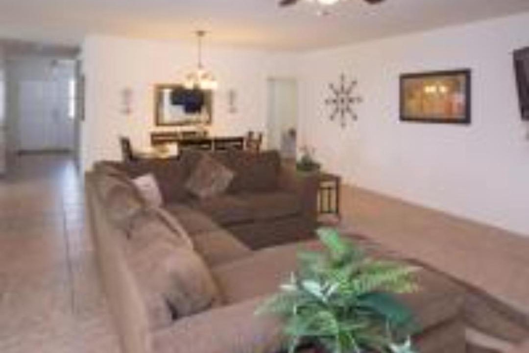 Photo of Livingroom in Cypress Pointe