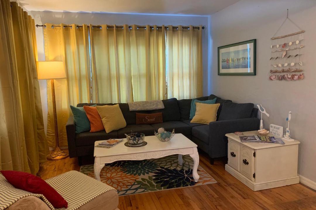 Photo of Livingroom in Disston Heights