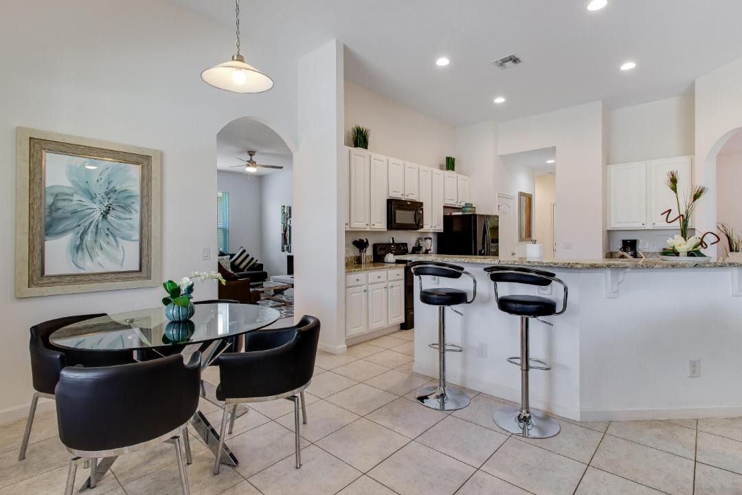 Photo of Kitchen in Watersong