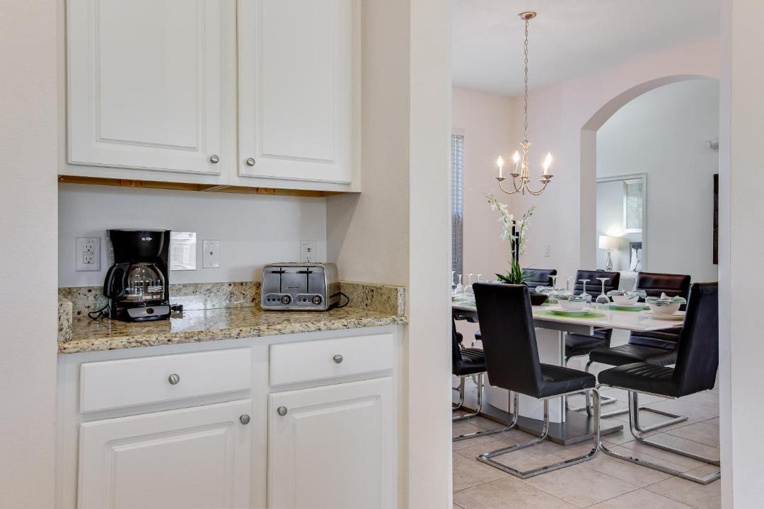 Photo of Kitchen in Watersong