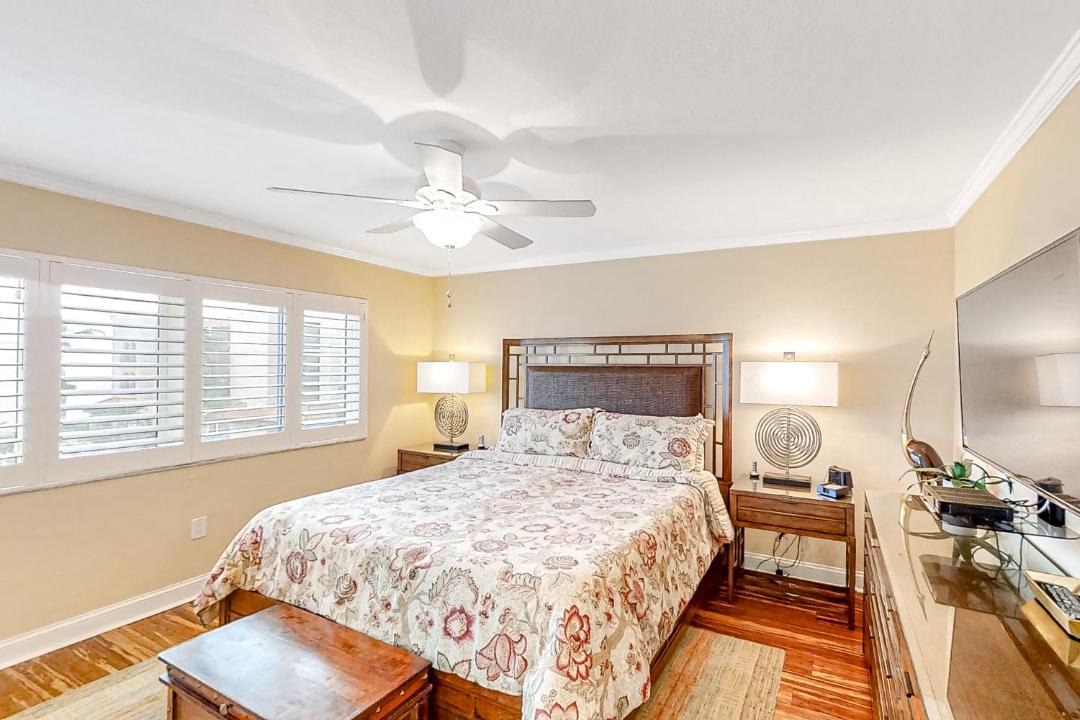 Photo of Bedroom in Sunset Beach