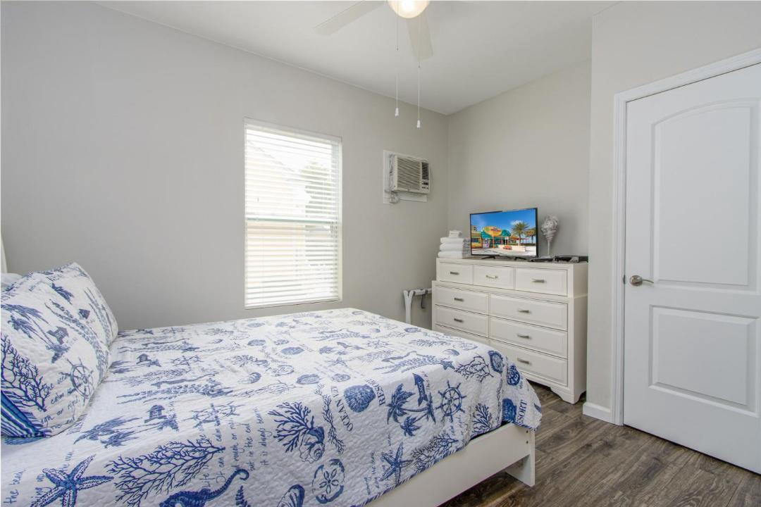 Photo of Bedroom in Clearwater Beach