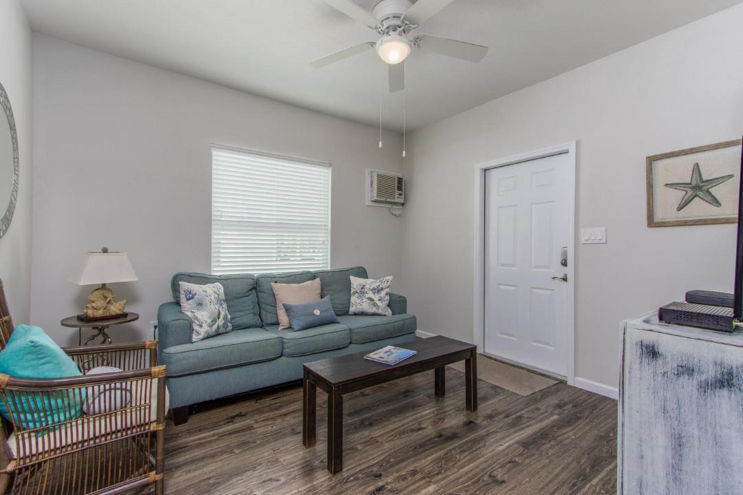 Photo of Livingroom in Clearwater Beach