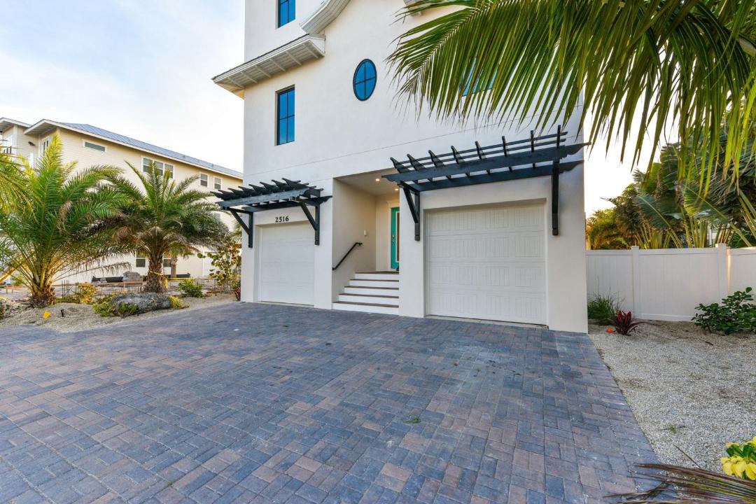 Photo of Buildings in Bradenton Beach