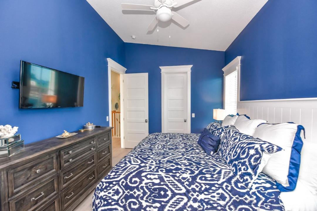 Photo of Bedroom in Bradenton Beach
