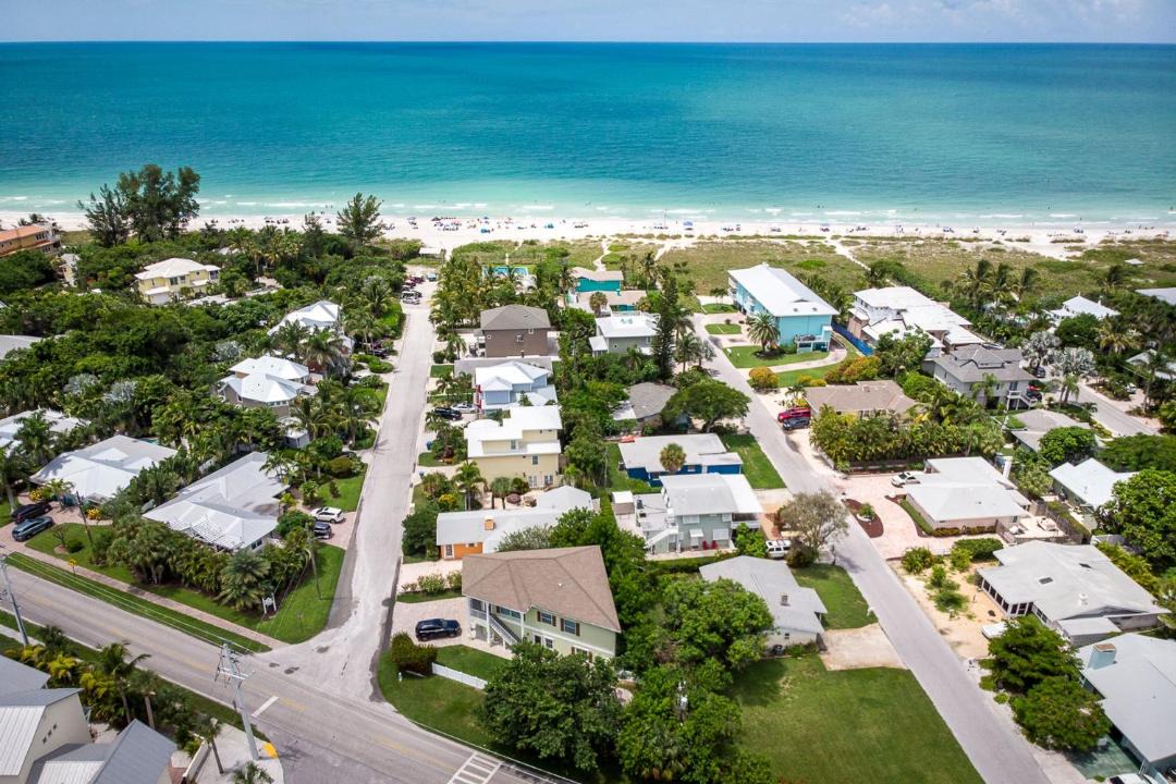 Photo of Others in Holmes Beach