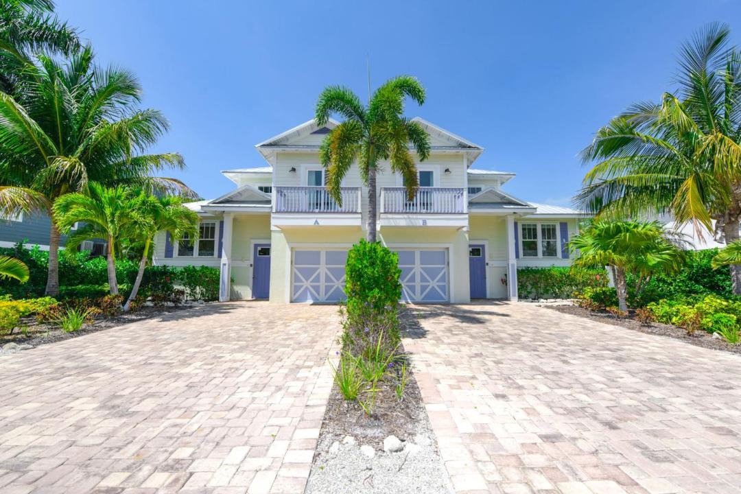 Photo of Buildings in Holmes Beach