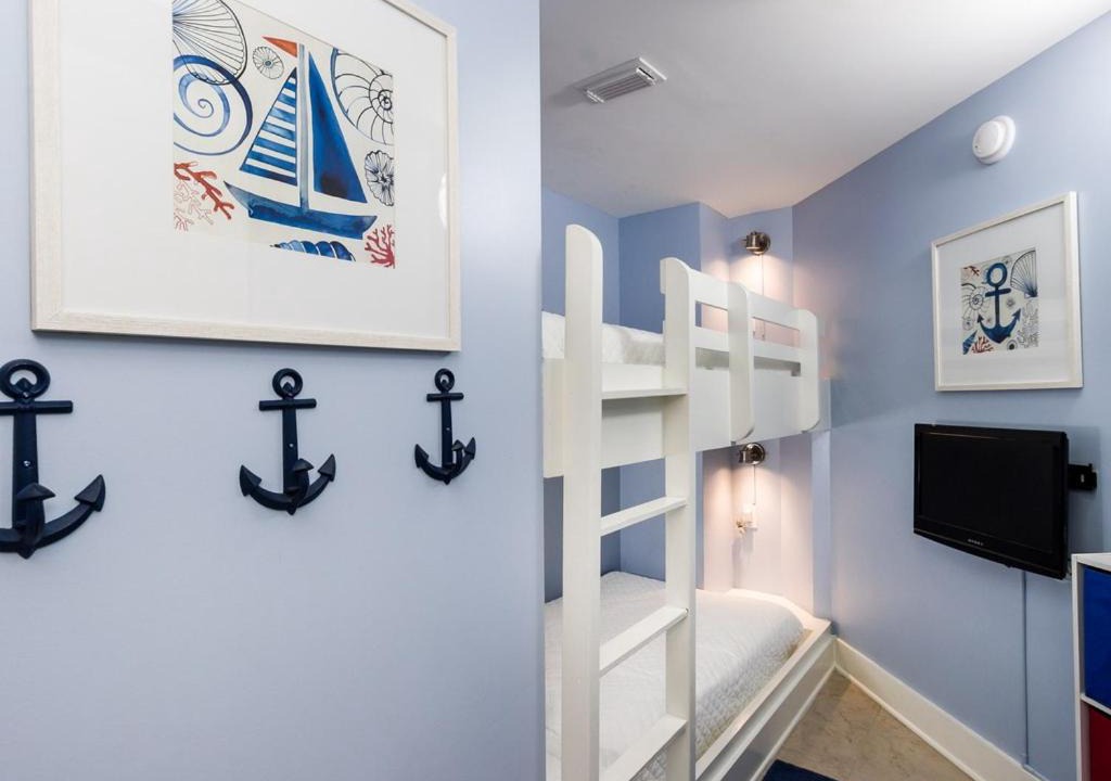 Photo of Livingroom in Fort Walton Beach