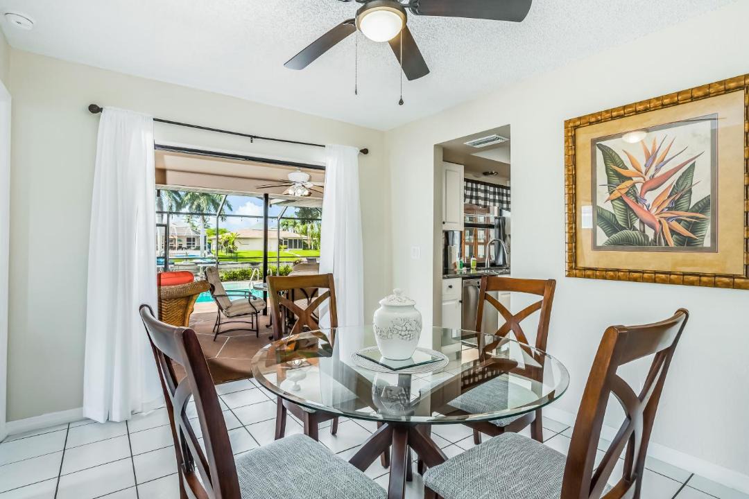 Photo of Livingroom in Pelican