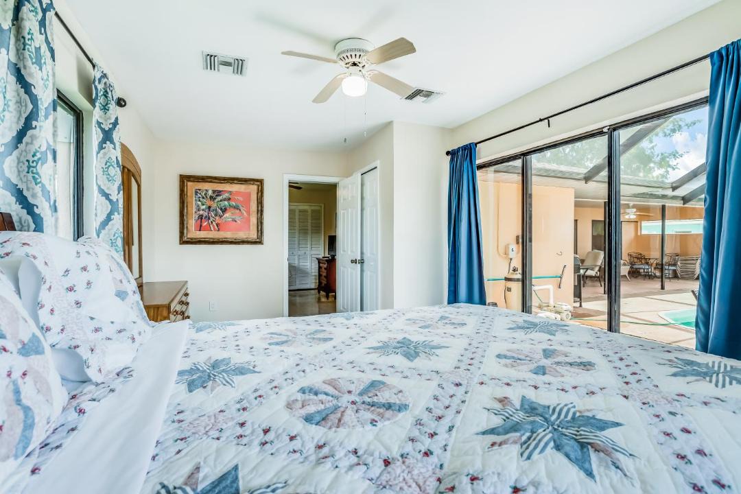 Photo of Bedroom in Pelican