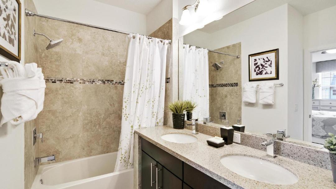 Photo of Bathroom in Davenport