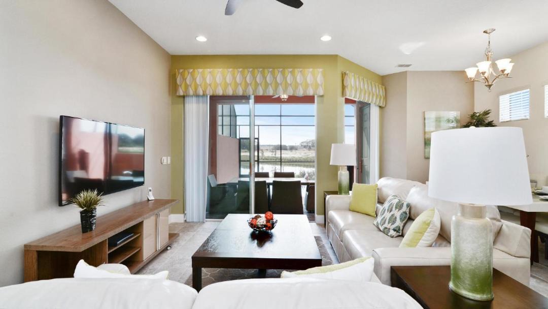 Photo of Livingroom in Davenport