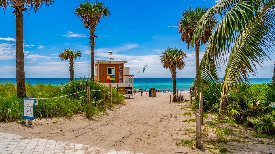 Photo of Outdoor in Hallandale Beach