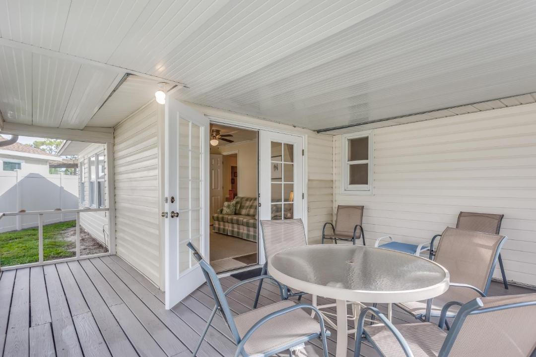 Photo of Patio Balcony in Naples Park