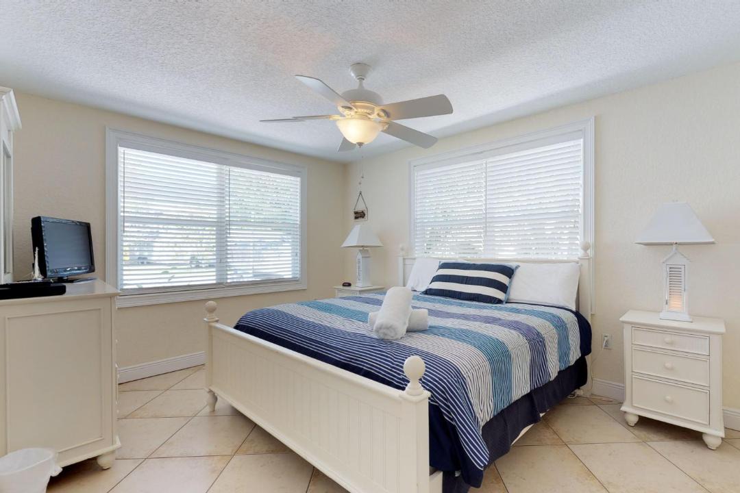 Photo of Bedroom in Holmes Beach