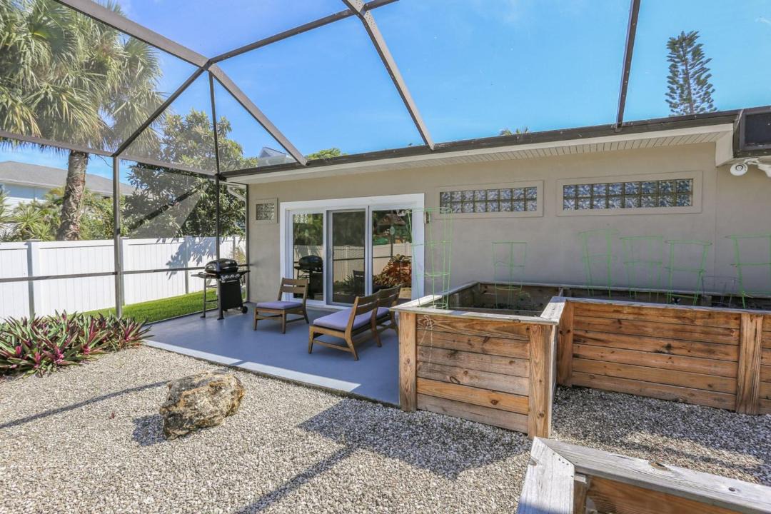 Photo of Patio Balcony in Laguna Shores