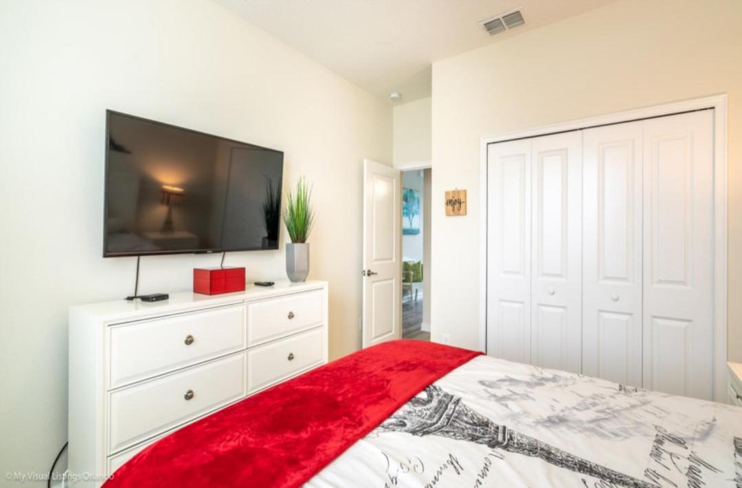 Photo of Bedroom in Davenport