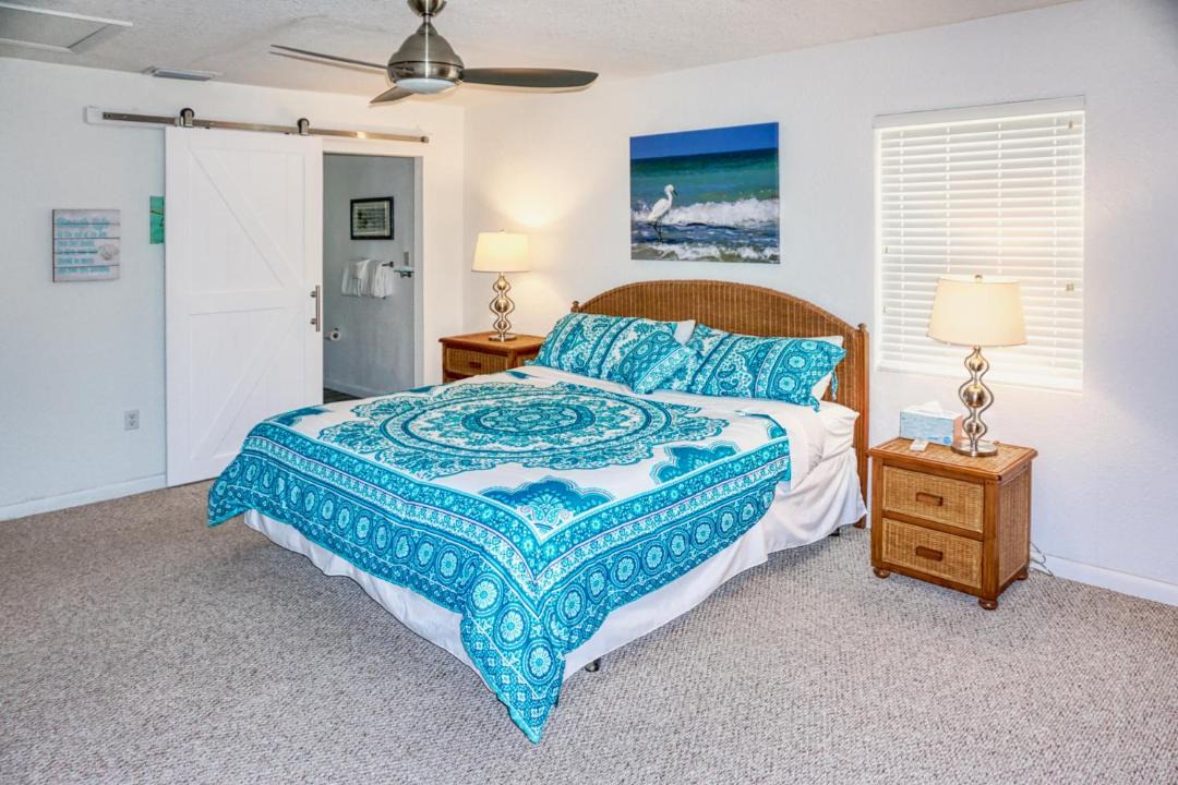 Photo of Bedroom in Pass-a-Grille Historic District