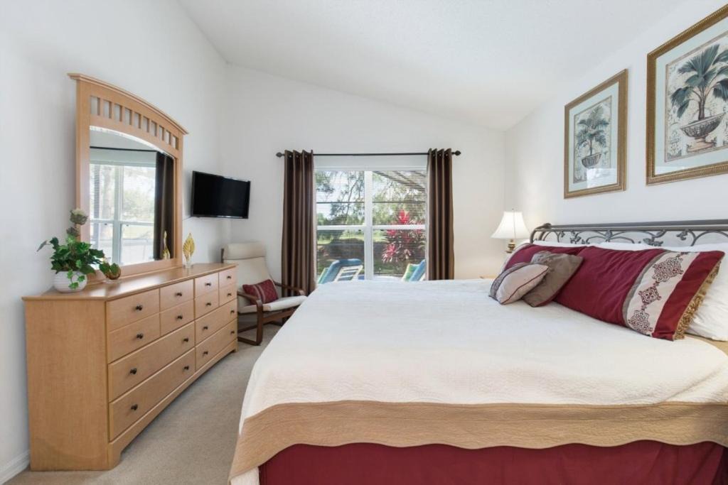 Photo of Bedroom in Haines City