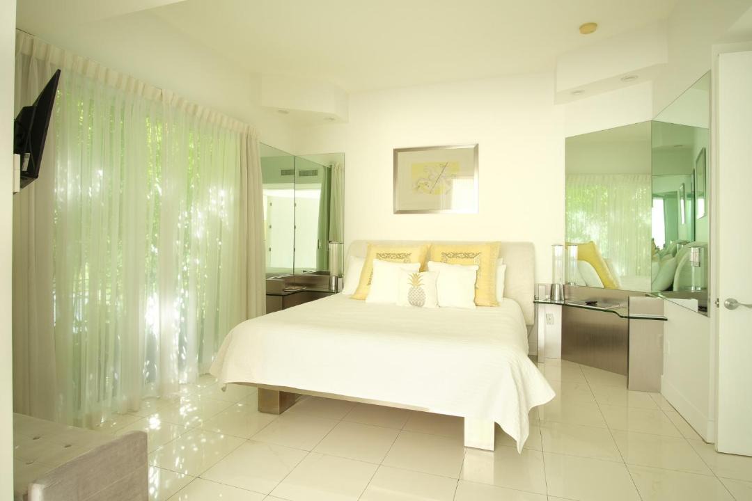 Photo of Bedroom in Northeast Coconut Grove
