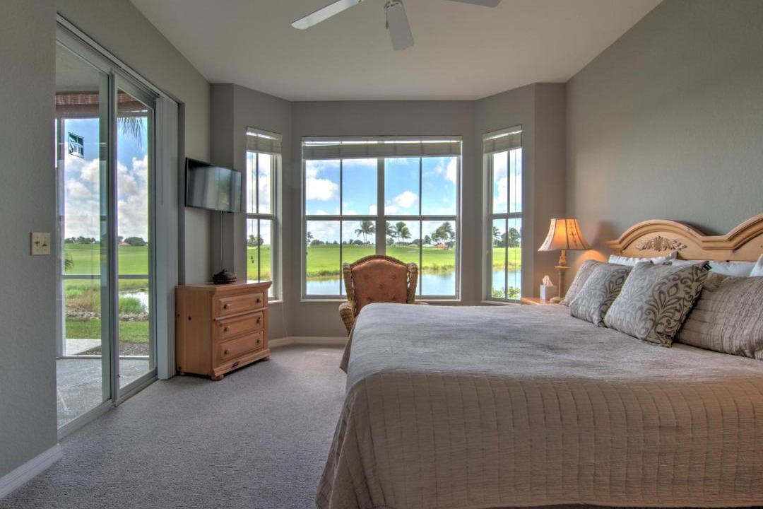 Photo of Bedroom in Naples