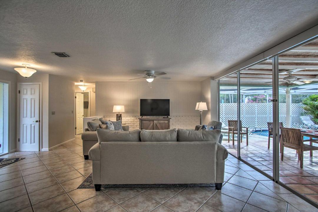 Photo of Livingroom in Singer Island