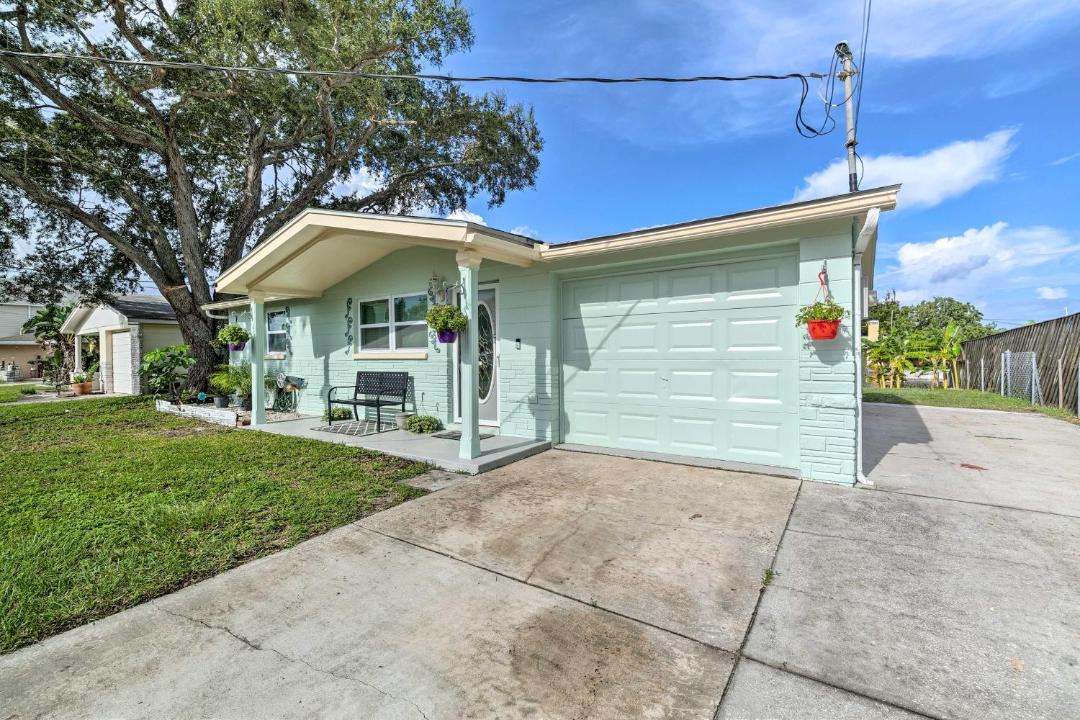 Photo of Others in Hudson Beach Estates