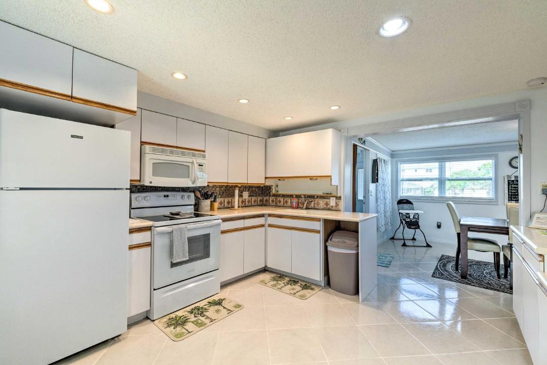 Photo of Others in Hudson Beach Estates