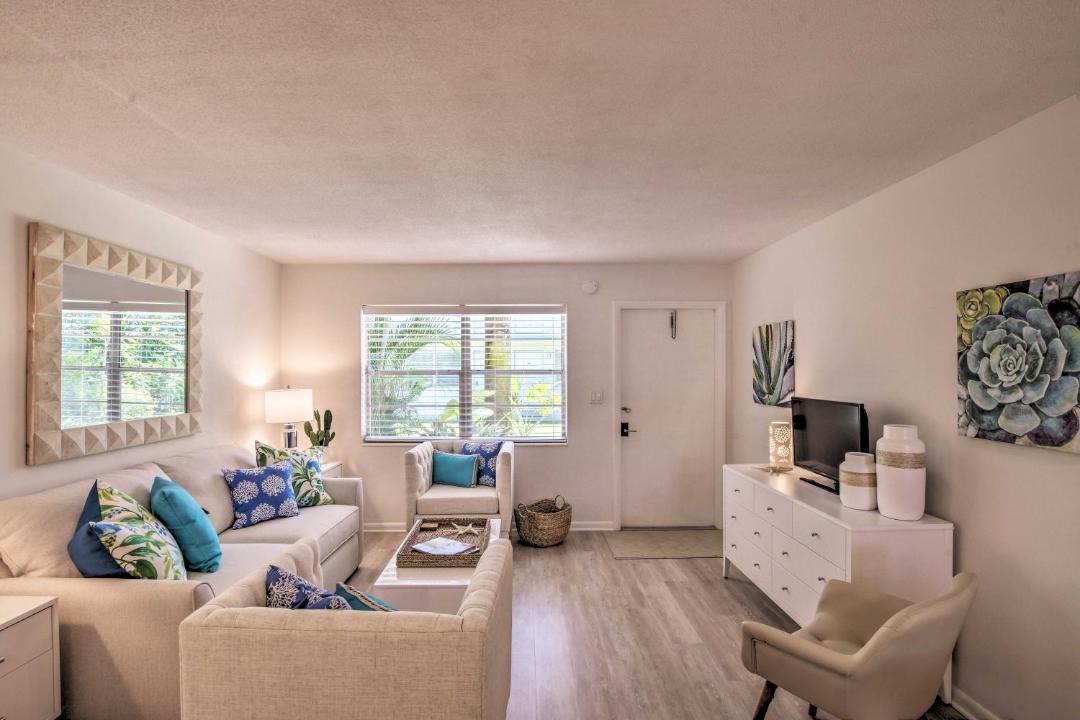 Photo of Livingroom in Old Naples