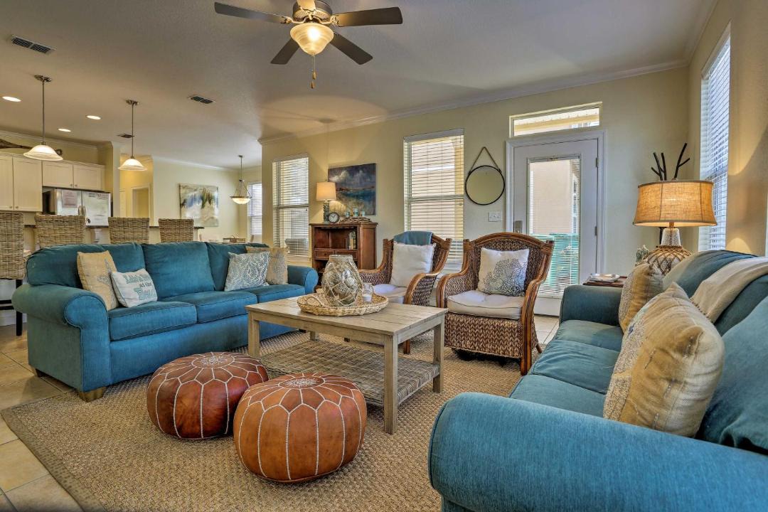 Photo of Livingroom in Villages of Crystal Beach