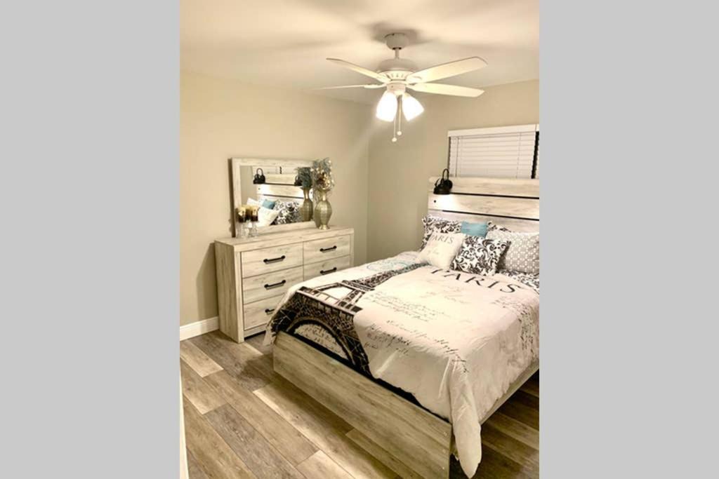 Photo of Bedroom in Davis Islands
