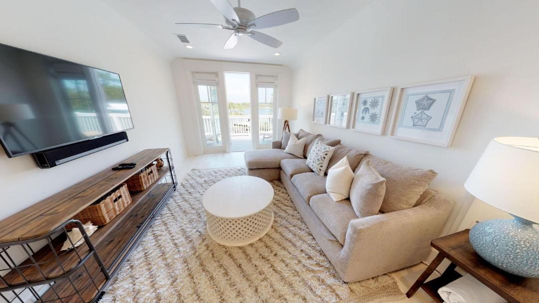 Photo of Livingroom in Grayton Beach