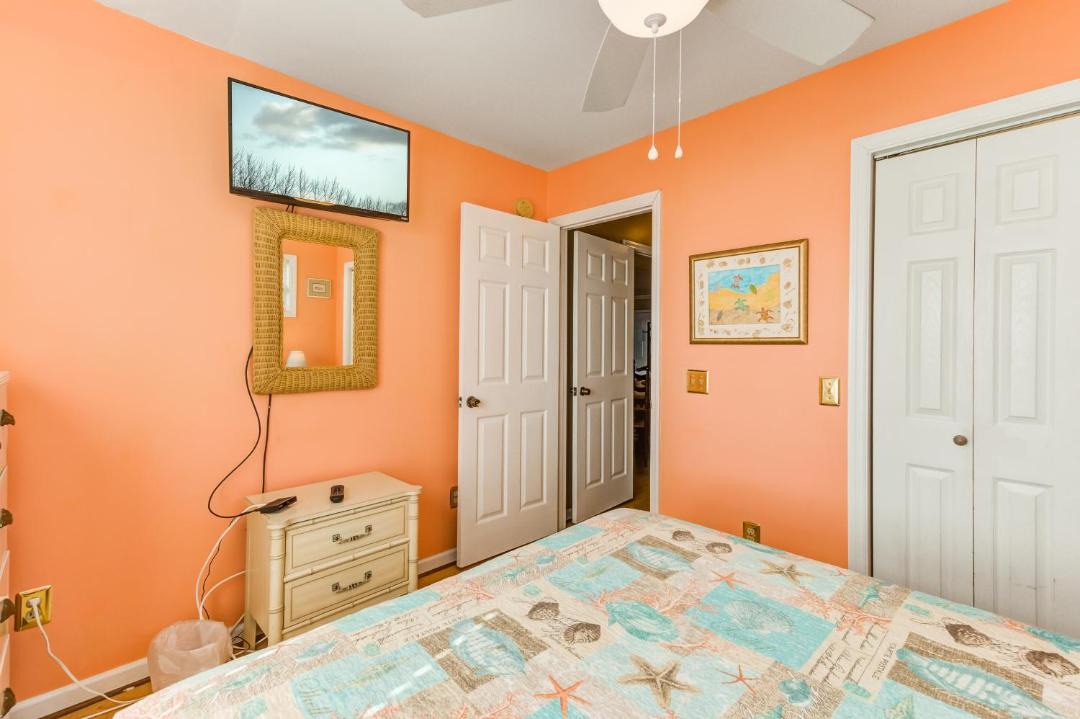 Photo of Bedroom in Folly Beach