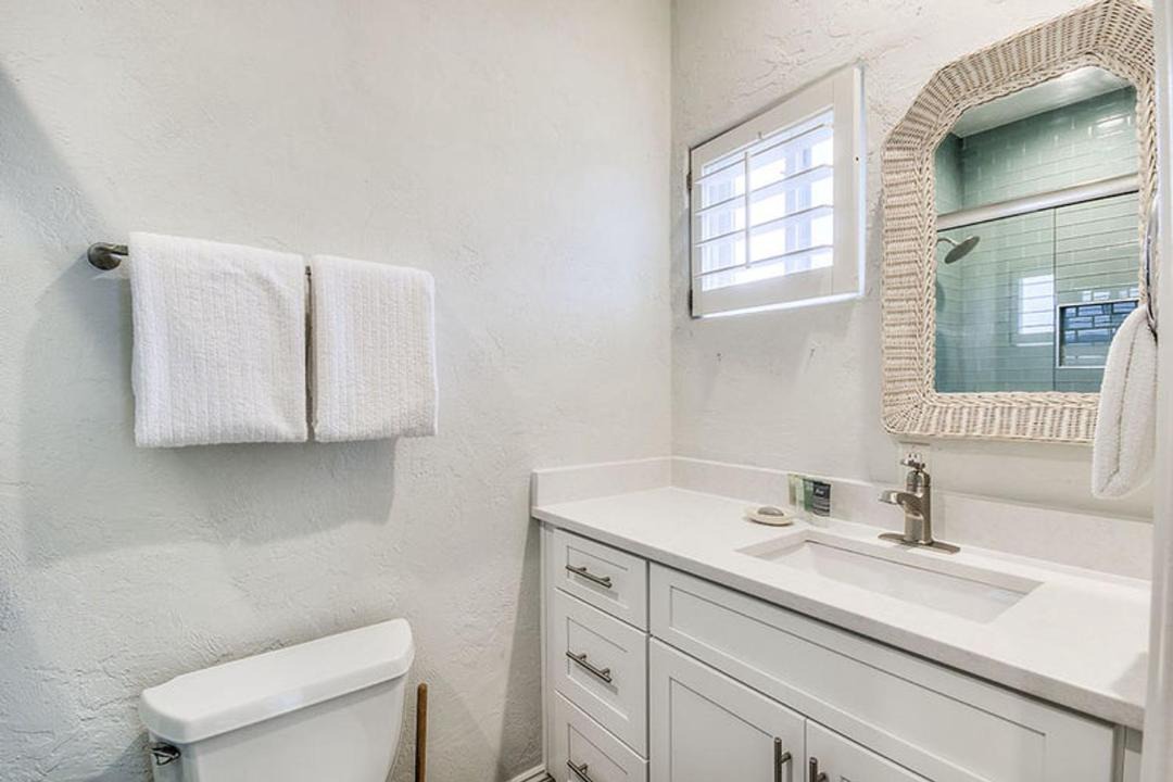 Photo of Bathroom in Dune Allen Beach