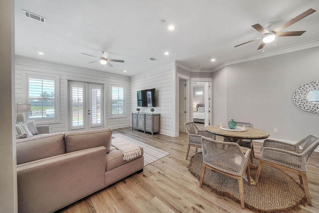 Photo of Livingroom in Gulf Pines