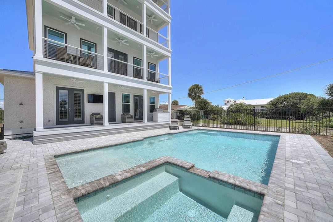 Photo of Outdoor in Gulf Pines