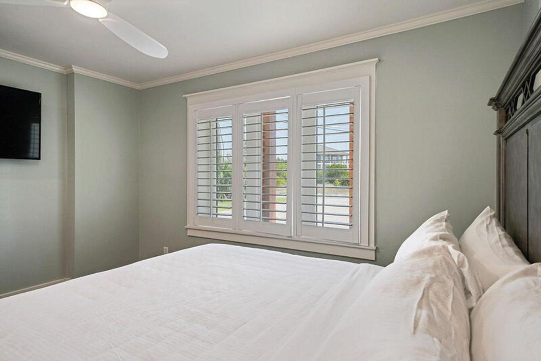 Photo of Bedroom in Gulf Pines