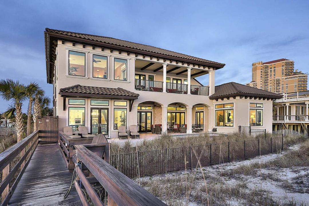 Photo of Buildings in Gulf Pines
