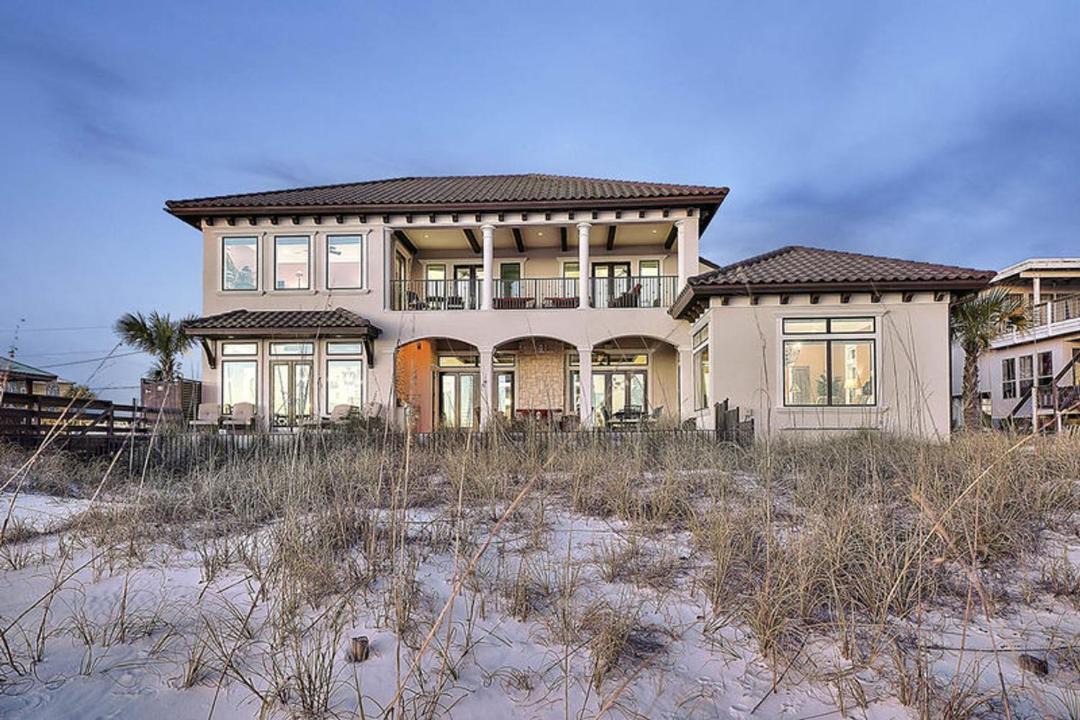 Photo of Buildings in Gulf Pines