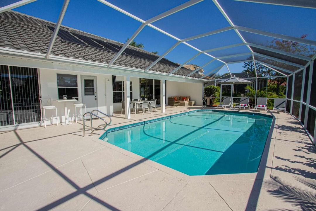 Photo of Patio Balcony in Crown Pointe