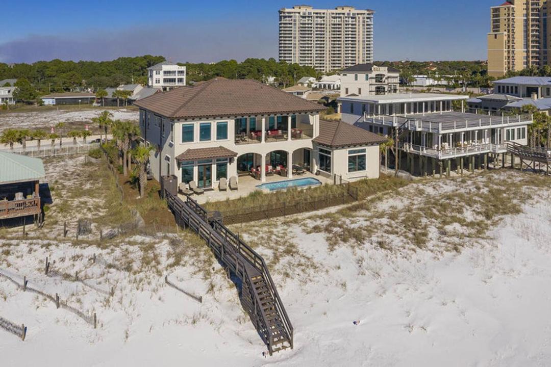 Photo of Buildings in Gulf Pines
