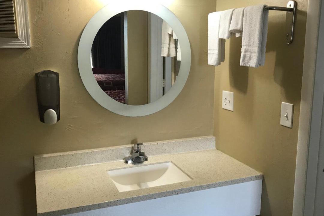 Photo of Bathroom in Immokalee